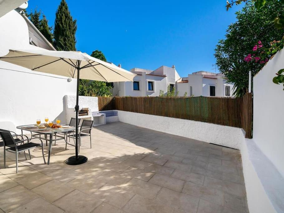 Vilamoura Family House Exteriör bild